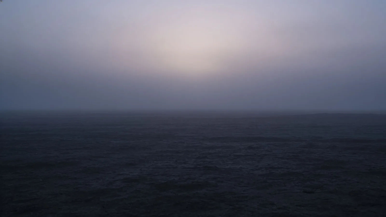 Score a slow, atmospheric scene