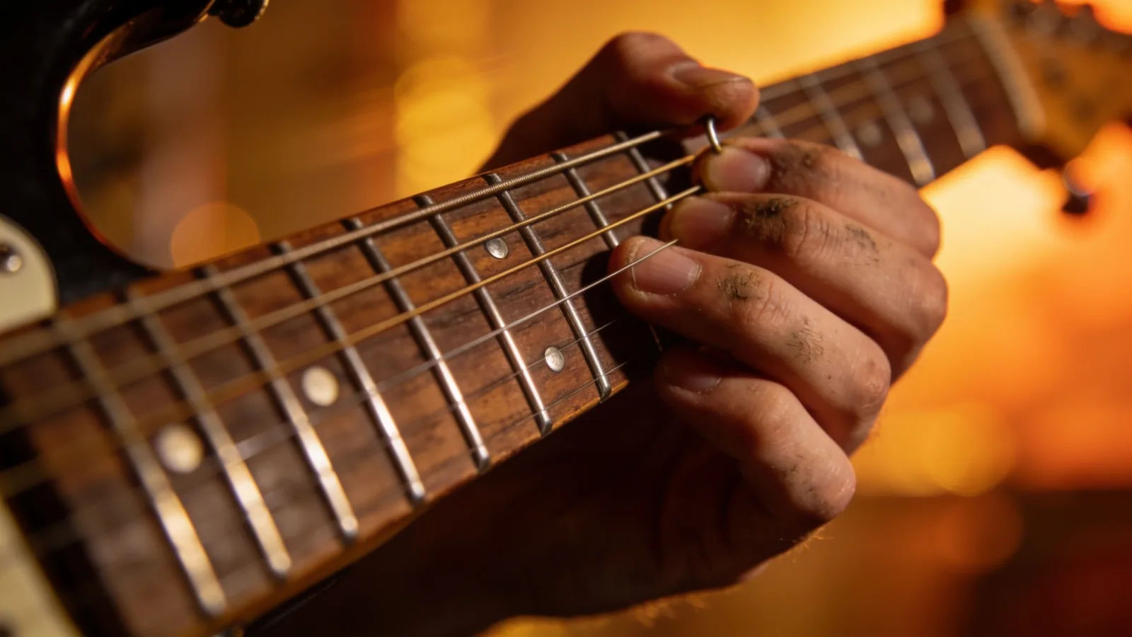 Direct the guitar sound in plain English