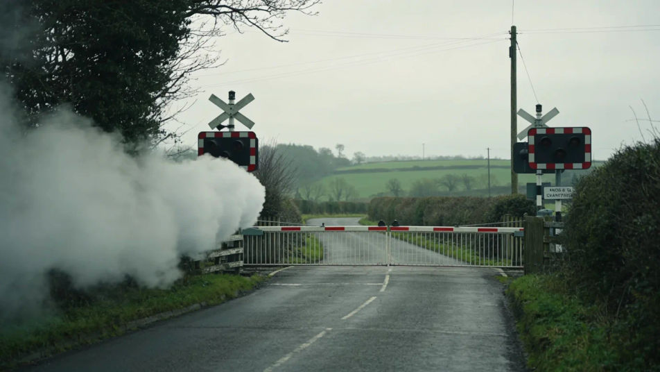 Hint at a train passing out of sight