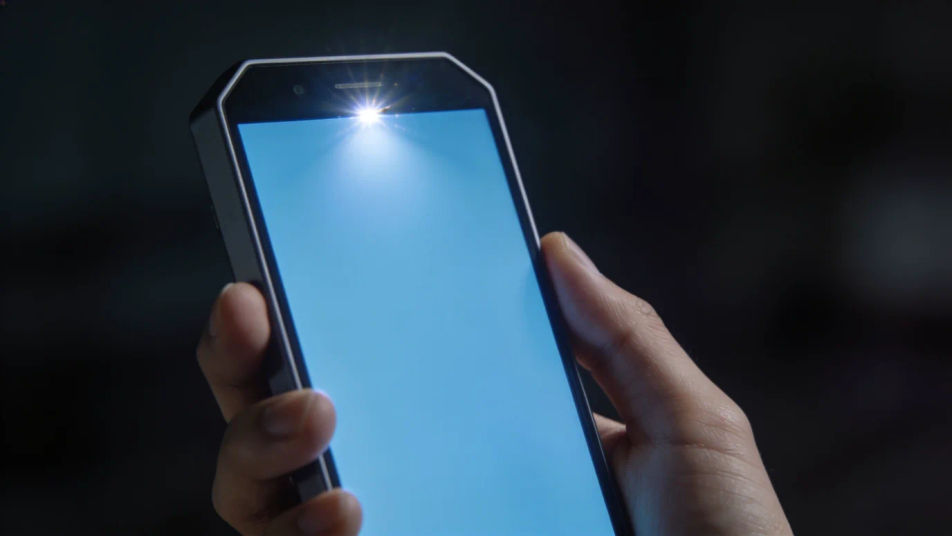 Make a deleted message land with a sound