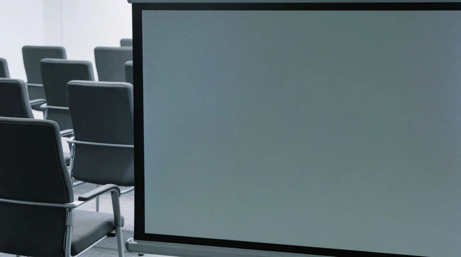 Cover a pause in a webinar without music