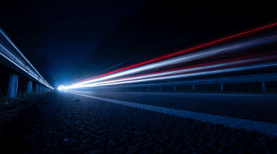 Show the speed of the road