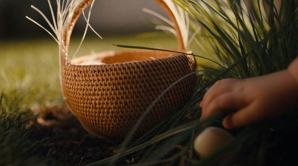 A garden hunt with nobody talking