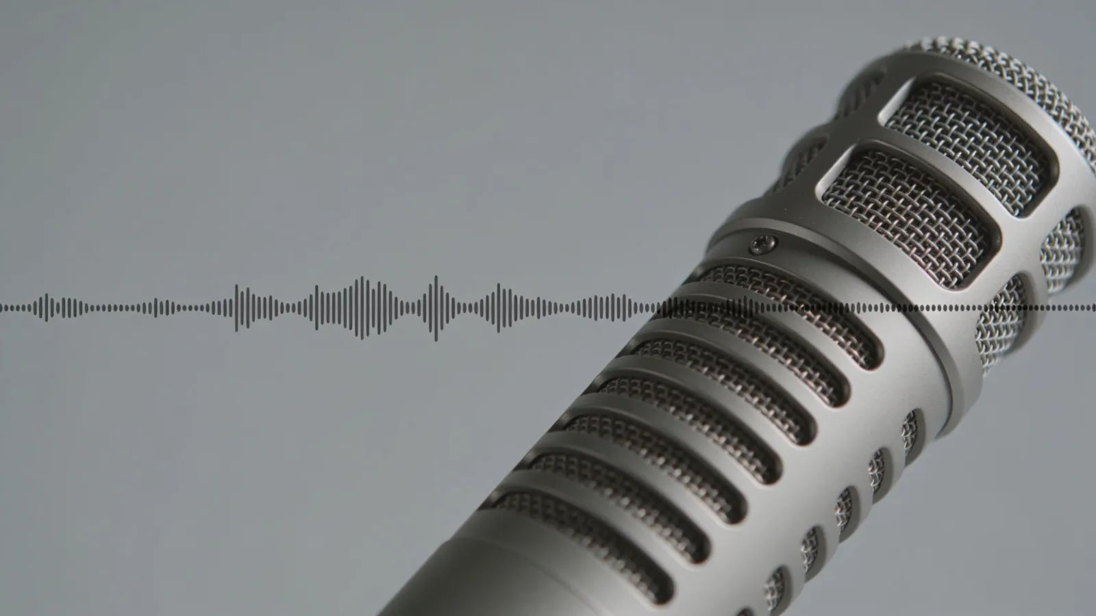 Microphone with a perfectly flat level waveform line