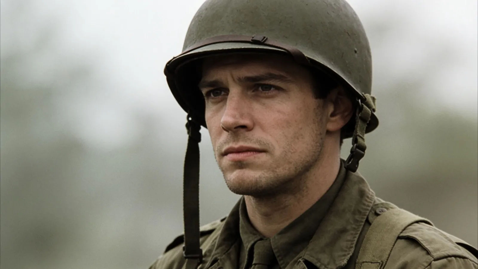 Generic military figure in plain unmarked fatigues and helmet