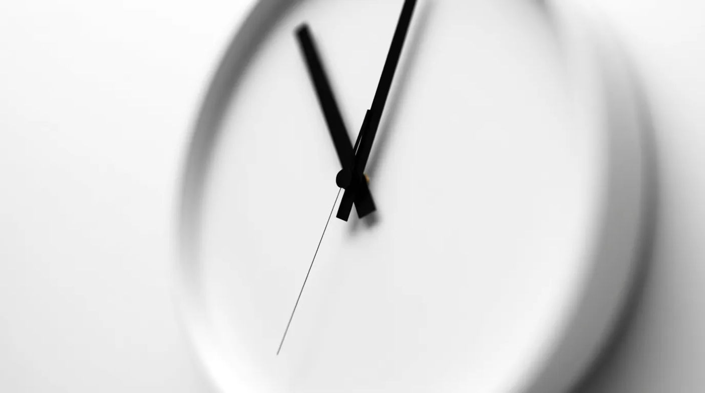 Inserto: El reloj