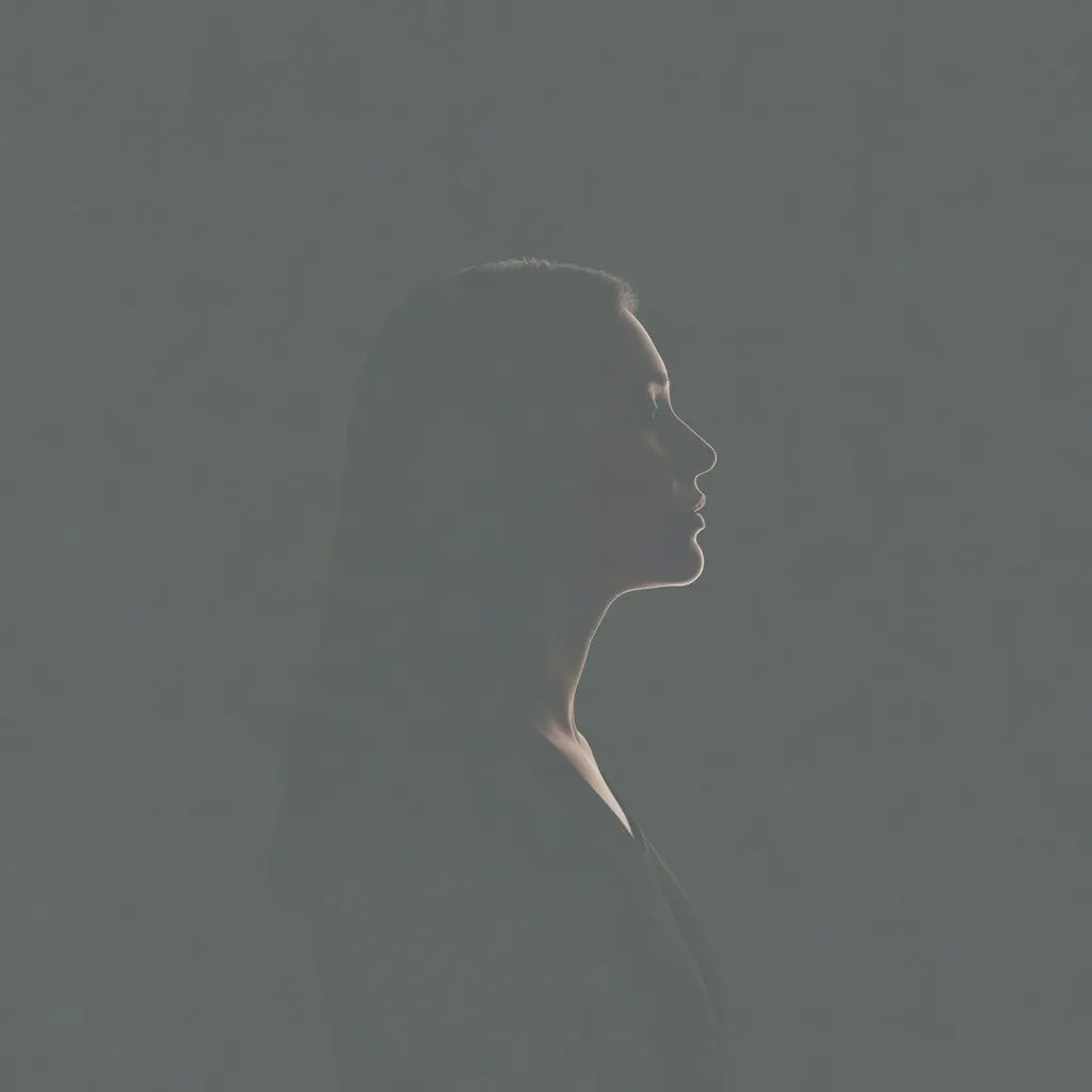 Side-profile silhouette crop