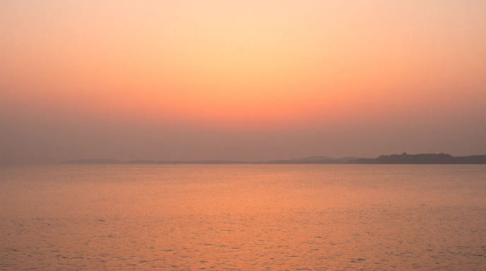 Küsten-Sonnenuntergangsglanz