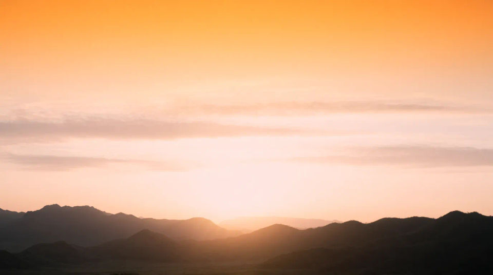 Paisaje de cita al amanecer