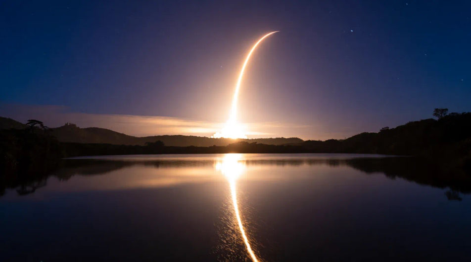 Night launch panorama