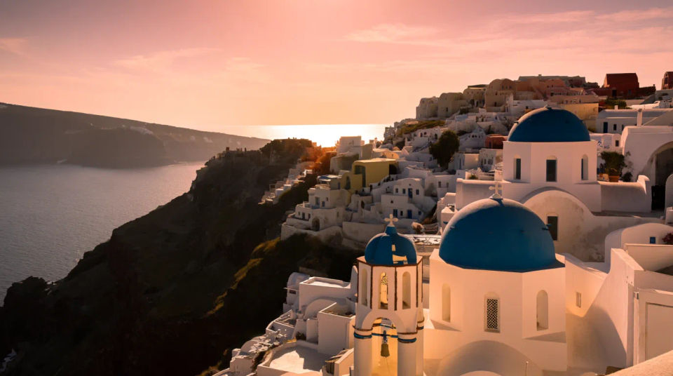 Oia bei Sonnenuntergang