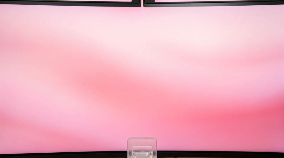 Dual-monitor wide crop