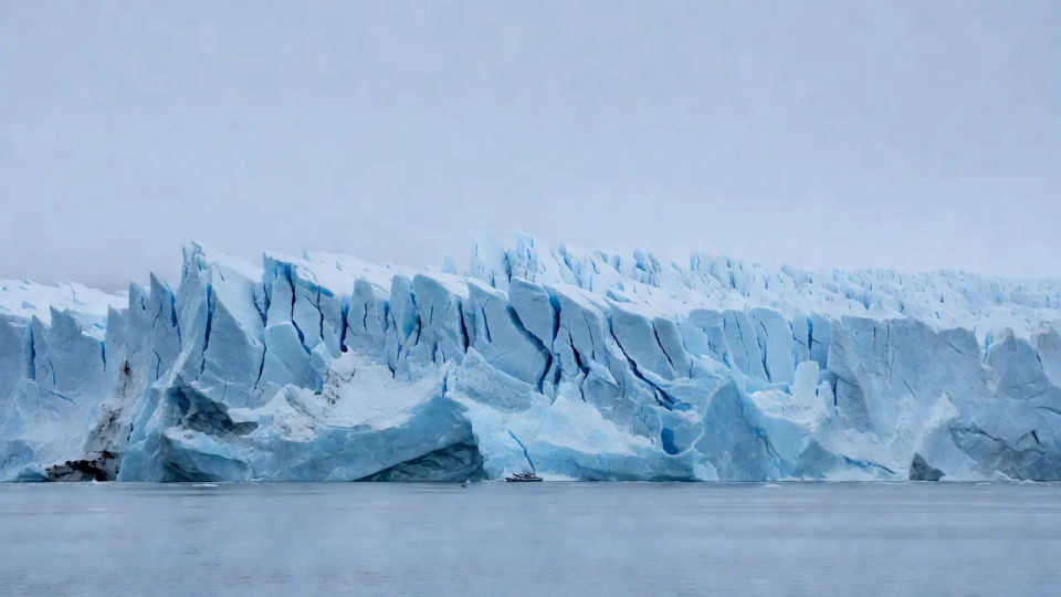 Wide glacier establishing frame