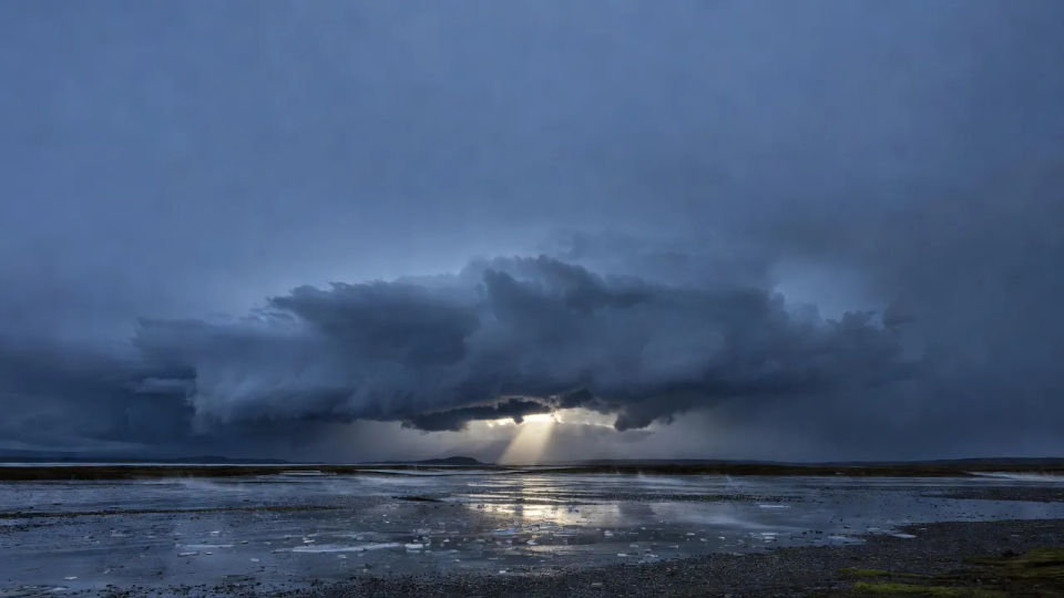 Storm horizon spread