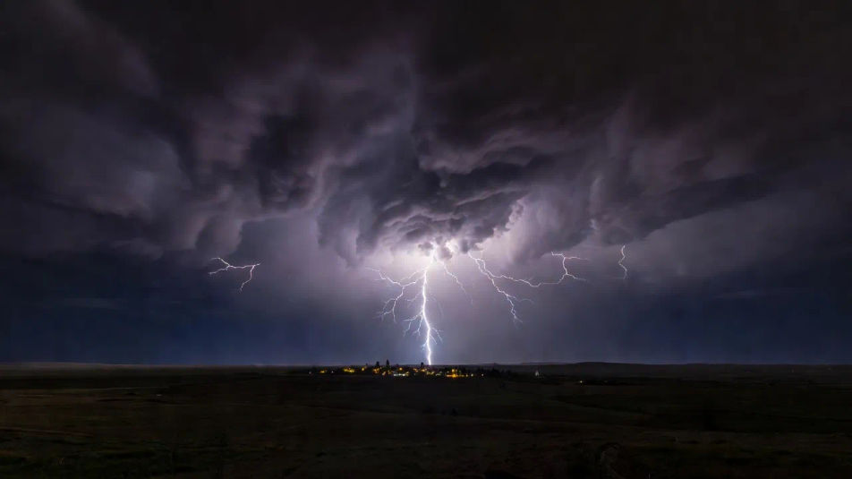 Distant-cell establishing shot