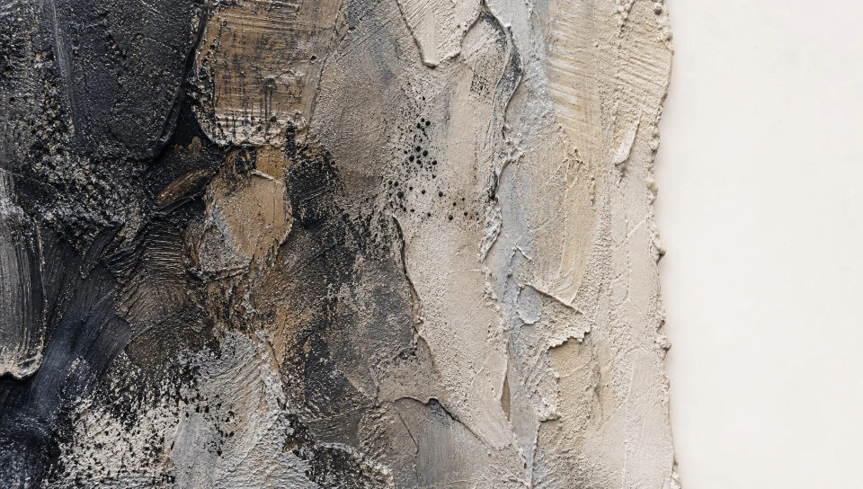 Detail-crop cover