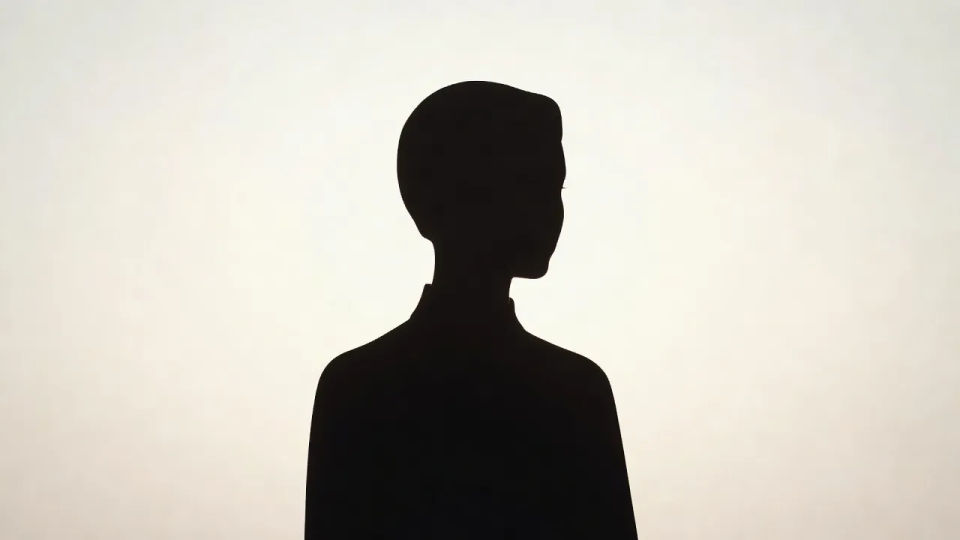 High-key bust
