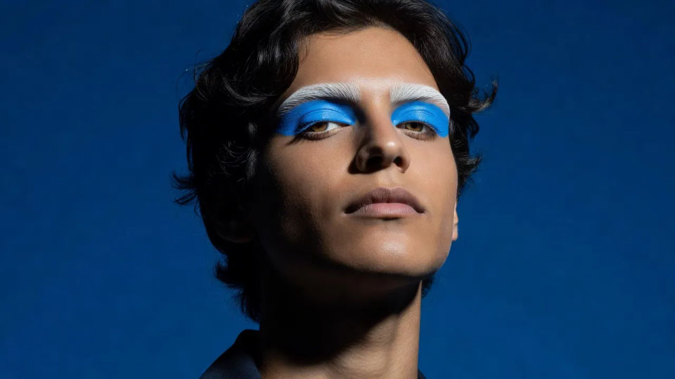 Cobalt graphic close-up