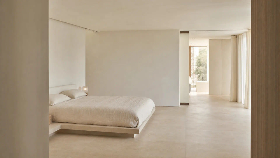 Calm bedroom suite
