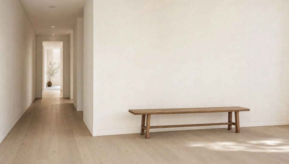 Gallery-like hall