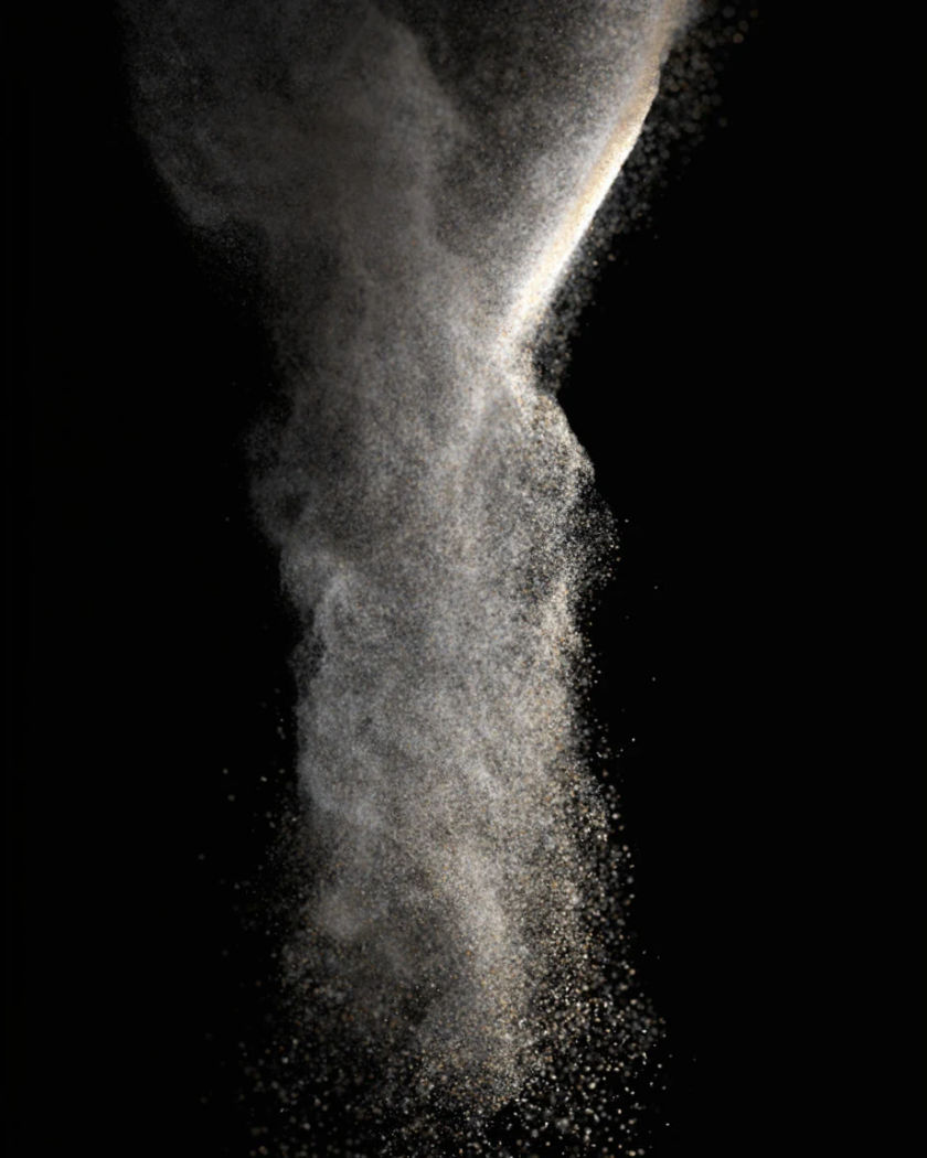 Dust transition effect
